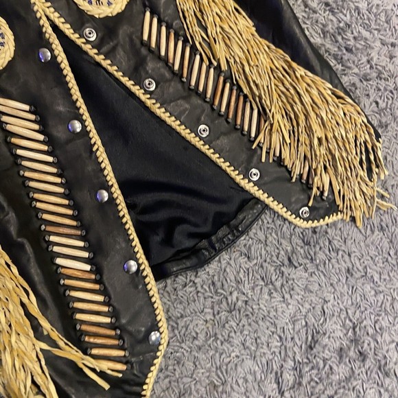 Tribe America NEW Women’s Leather Vest With Fringe Bone Bead Work Made In USA 12 - Picture 3 of 16